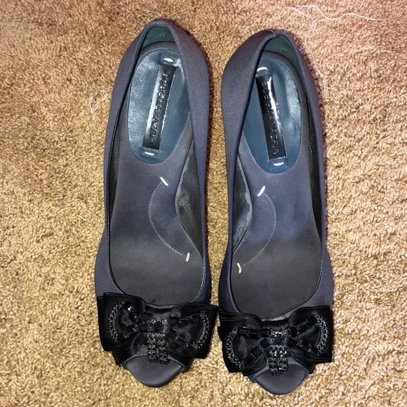 BCBGMaxAzria Platform High Heels - Picture 4 of 4